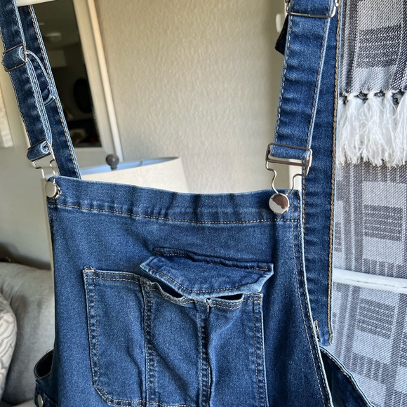 Denim Overalls Shorts 3XL - Picture 3 of 3